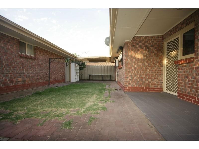 Unit 1/43 Aroona Road, Kilkenny SA 5009