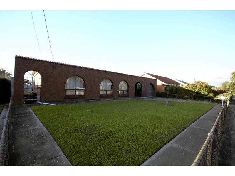 27 Bristol Crescent, Taperoo SA 5017