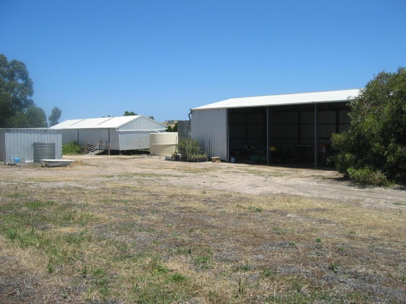 1 BONDS Road, Tooperang SA 5255