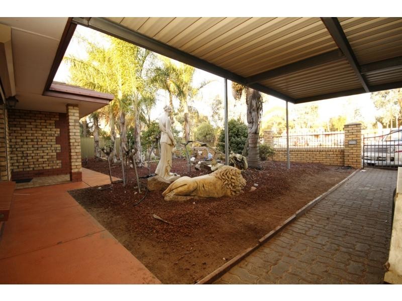 293 Sailsbury Hwy, Salisbury Downs SA 5108