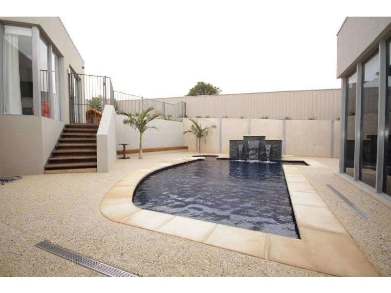 8 Balboa Drive, Hallett Cove SA 5158