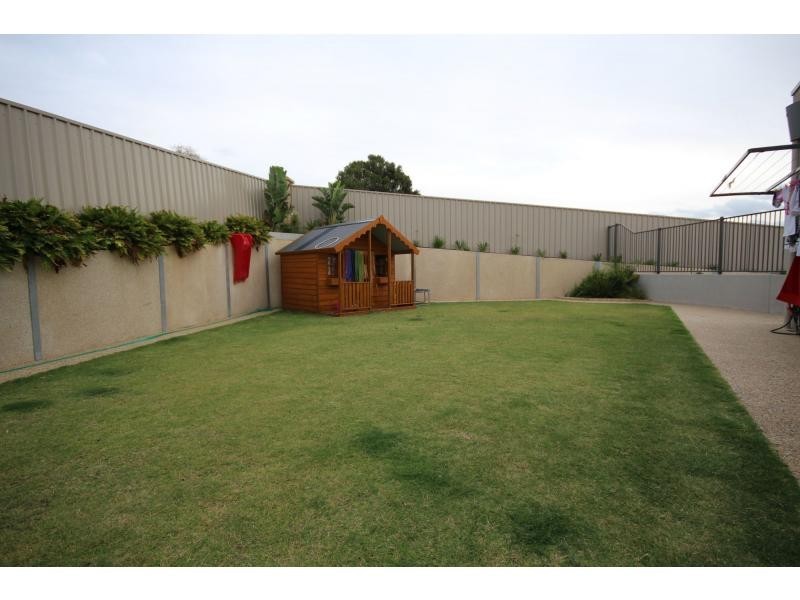8 Balboa Drive, Hallett Cove SA 5158