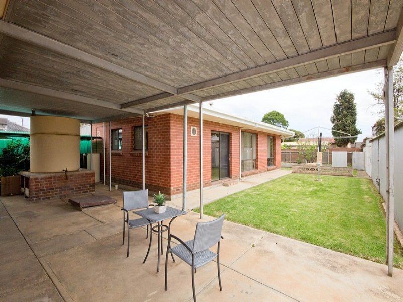 10 Adele Street, Athol Park SA 5012