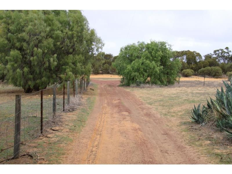 LS56 TORI HILLS Road, Sandalwood SA 5309