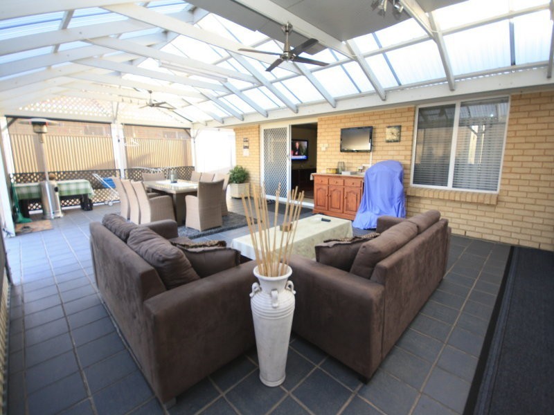 22 Romney Avenue, Ferryden Park SA 5010