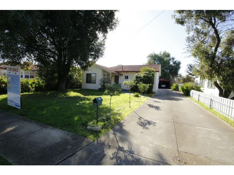 10 Fourth Avenue, Woodville Gardens SA 5012