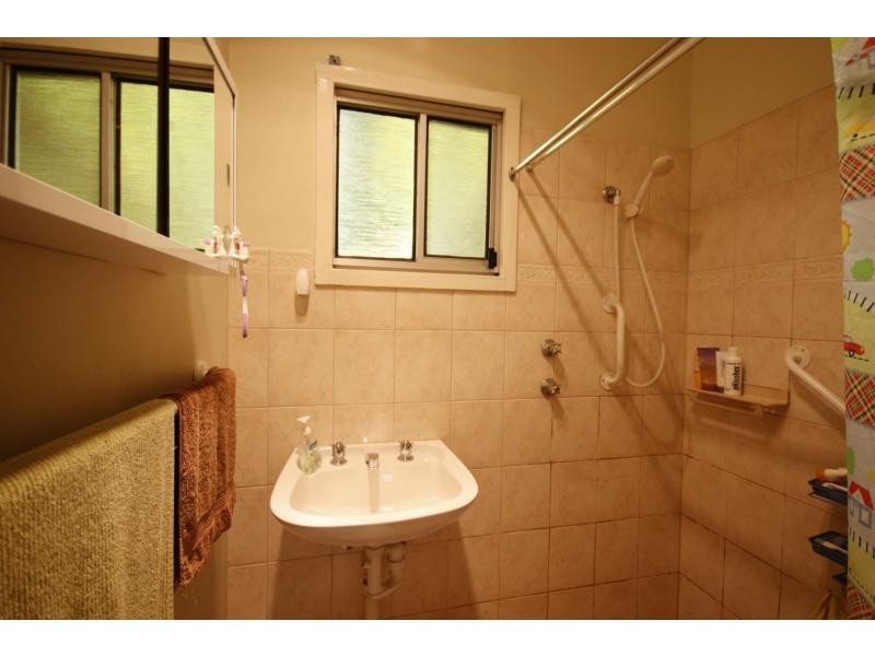 10 Fourth Avenue, Woodville Gardens SA 5012