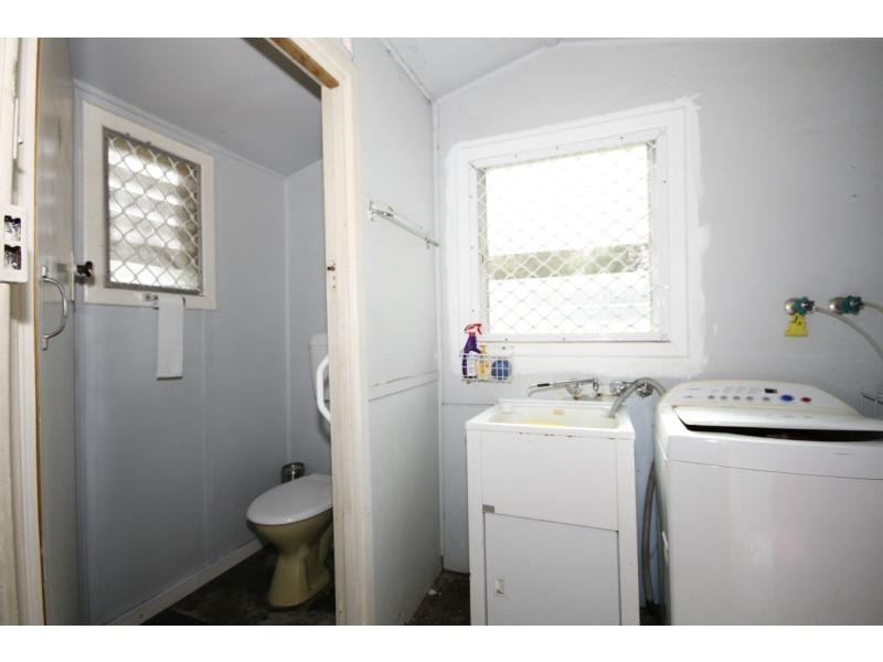 10 Fourth Avenue, Woodville Gardens SA 5012