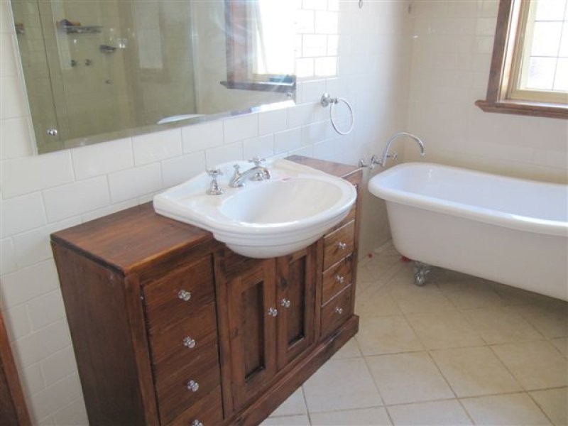 38 Bruce Terrace, Cummins SA 5631