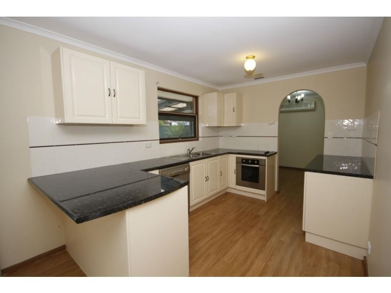 16 Camille Street, Hallett Cove SA 5158