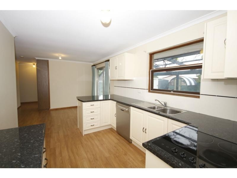 16 Camille Street, Hallett Cove SA 5158