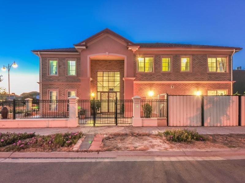 16 Elder Drive, Mawson Lakes SA 5095