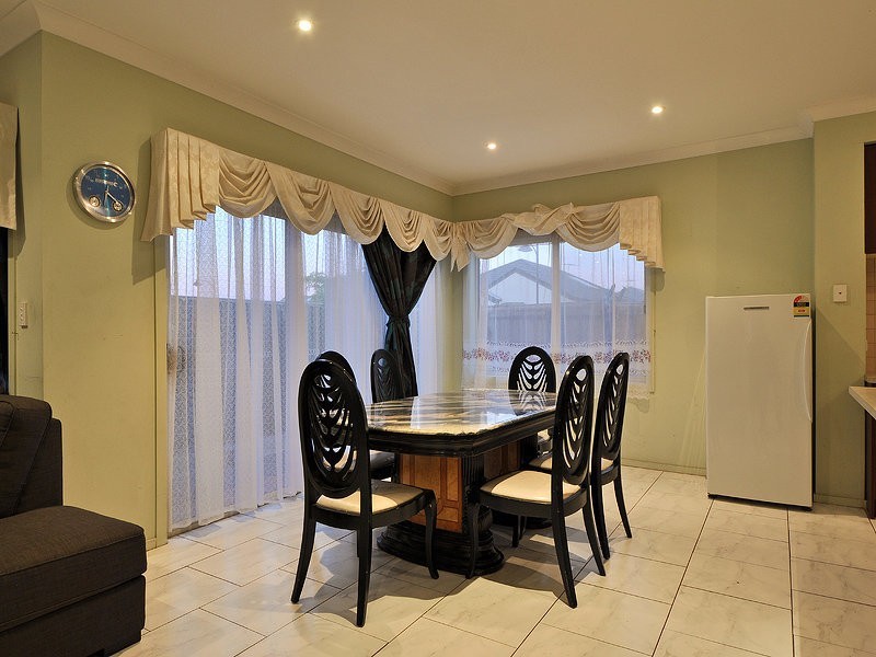 16 Elder Drive, Mawson Lakes SA 5095