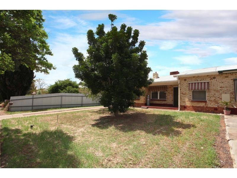 35 Knowles Road, Elizabeth Vale SA 5112