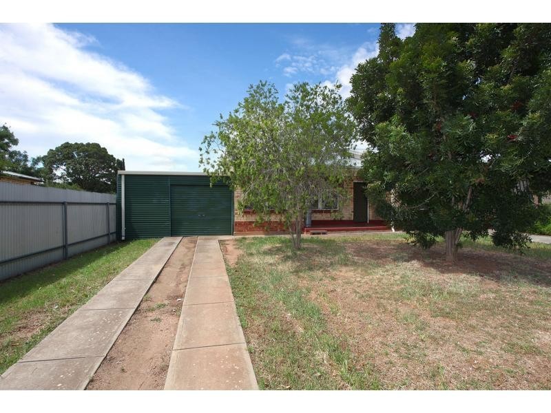35 Knowles Road, Elizabeth Vale SA 5112