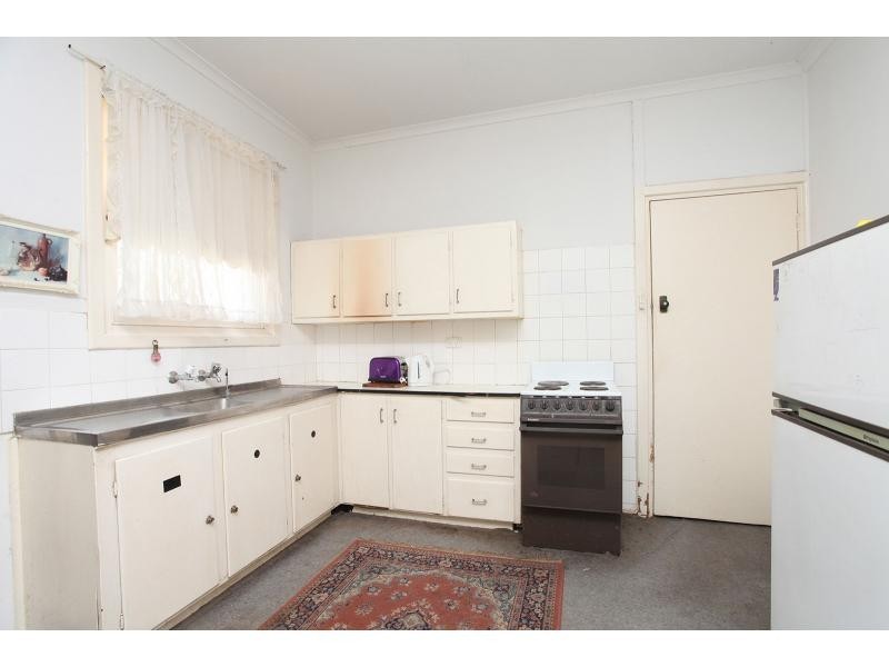 35 Knowles Road, Elizabeth Vale SA 5112