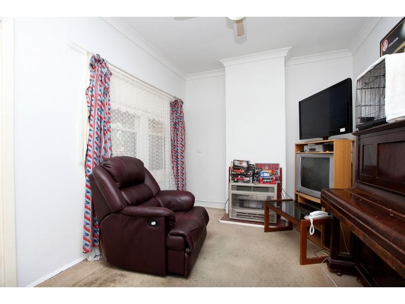 35 Knowles Road, Elizabeth Vale SA 5112