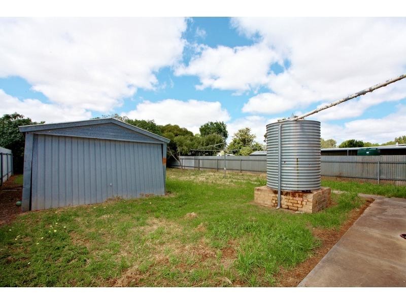 35 Knowles Road, Elizabeth Vale SA 5112