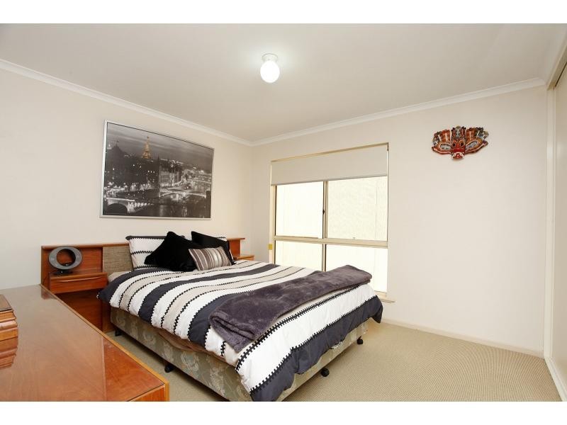 9 Lawson Street, Victor Harbor SA 5211