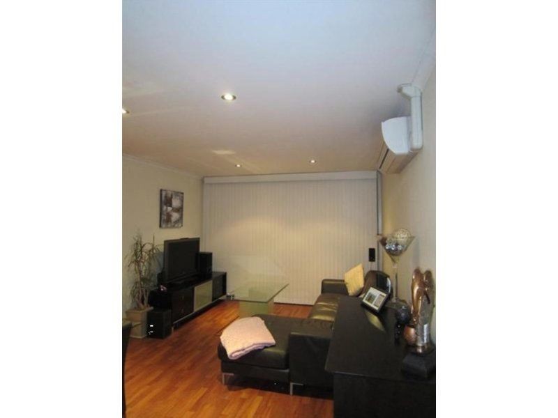 21/68 Military Road, Tennyson SA 5022