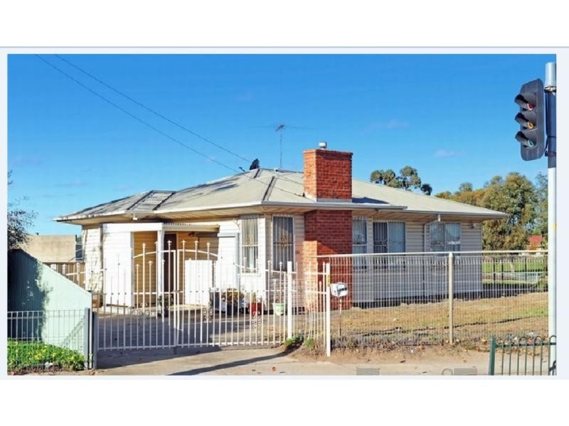 220 Hanson Road, Mansfield Park SA 5012