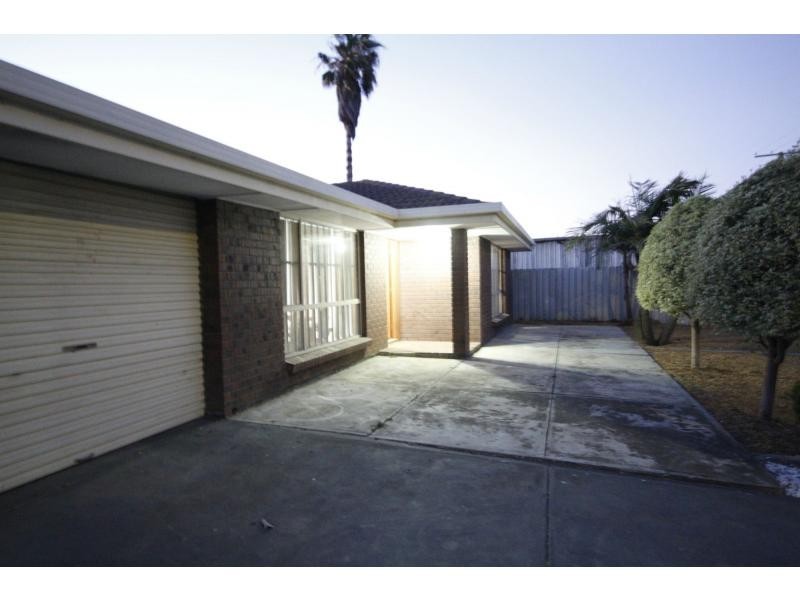 77 Florence Terrace, Rosewater SA 5013