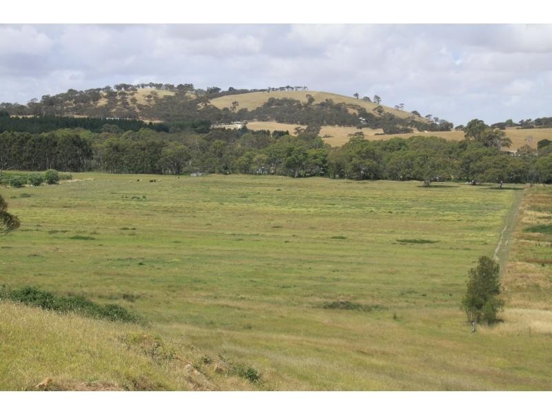 1664 Bull Creek Road, Ashbourne SA 5157