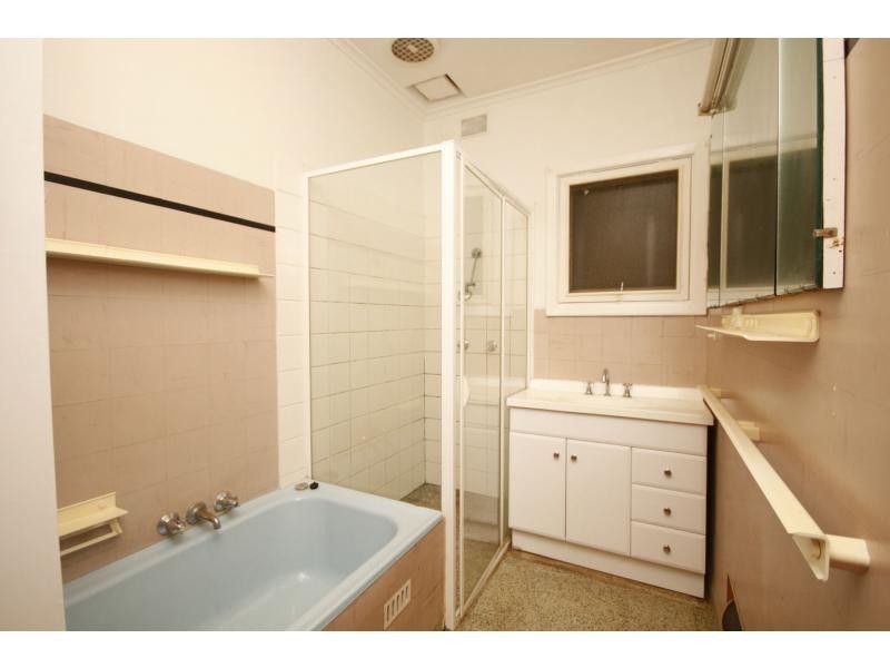 9 Bayer Avenue, Dudley Park SA 5008