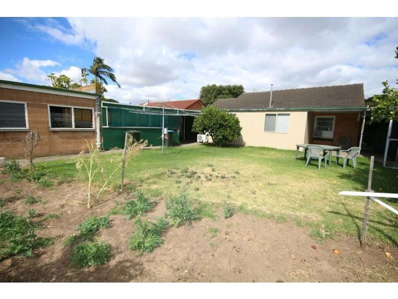 9 Bayer Avenue, Dudley Park SA 5008