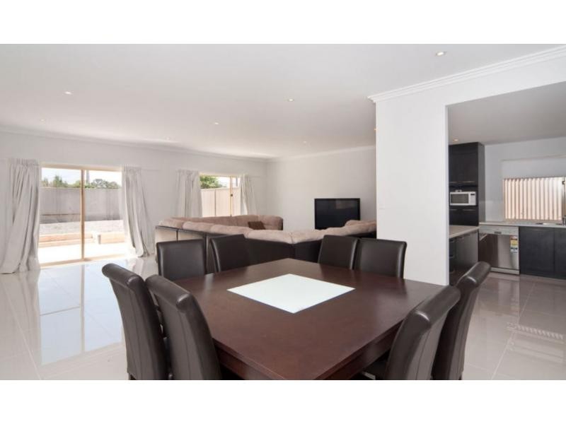 6 Kimberley Street, Mansfield Park SA 5012