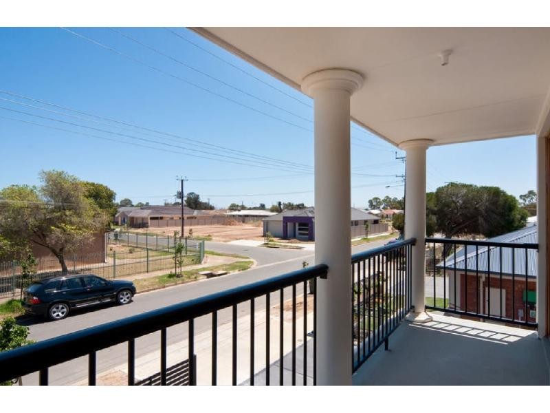 6 Kimberley Street, Mansfield Park SA 5012