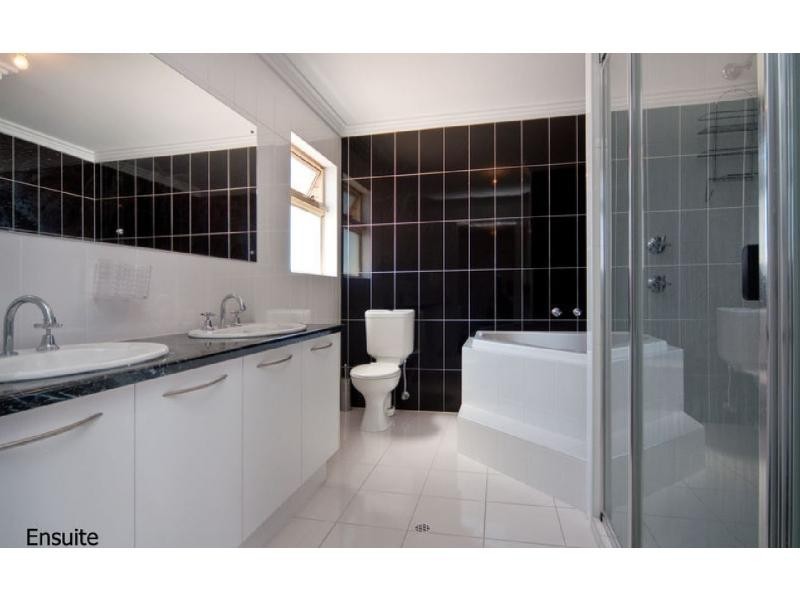 6 Kimberley Street, Mansfield Park SA 5012