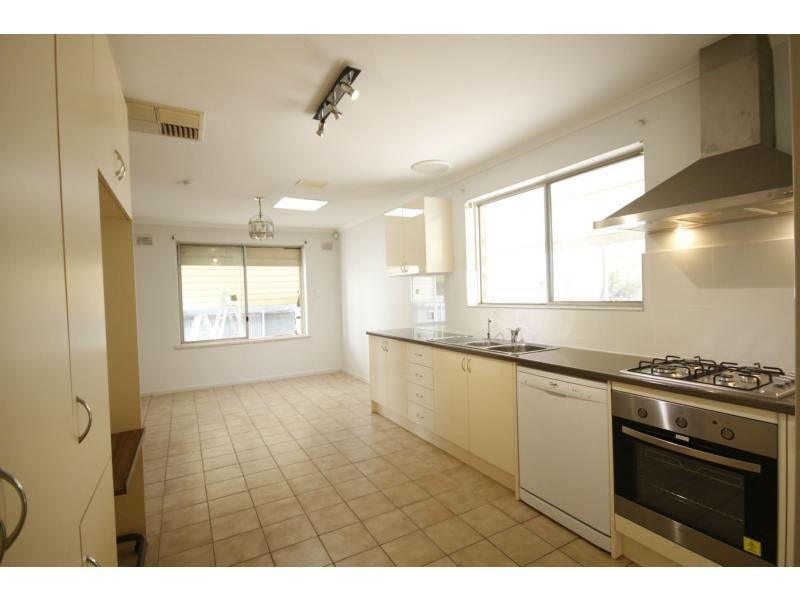 Parafield Gardens SA 5107