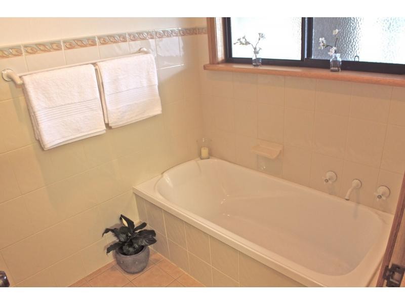 2/17 Cameron Street, Port Vincent SA 5581