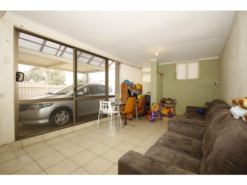 2 Marie Court, Pennington SA 5013