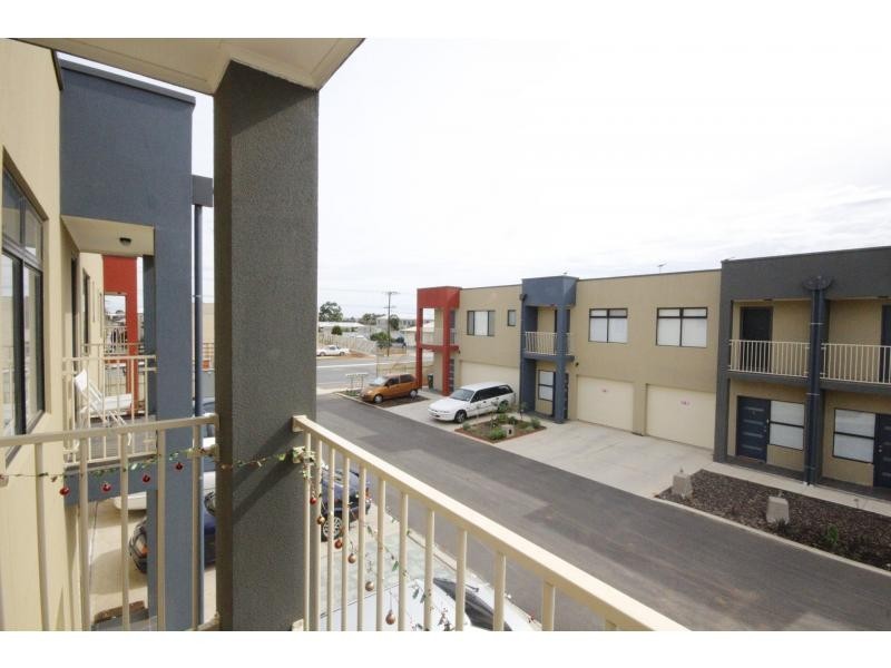 7 210-214 Hanson Road, Mansfield Park SA 5012