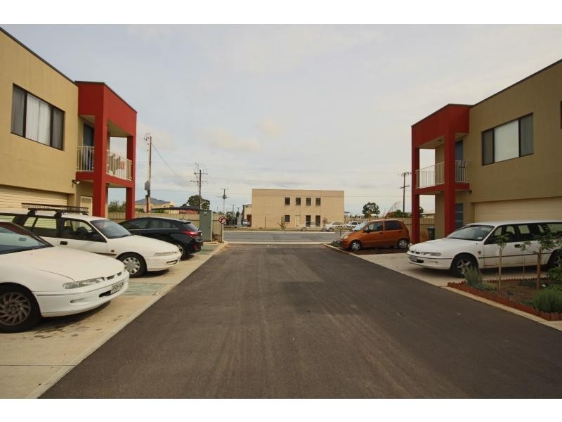 7 210-214 Hanson Road, Mansfield Park SA 5012