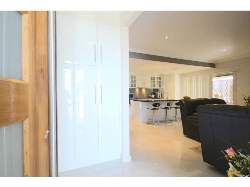 15 Kimberley Street, Mansfield Park SA 5012