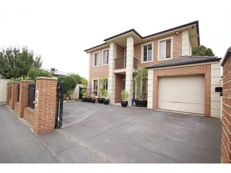 14 HAYMAN Drive, Brompton SA 5007