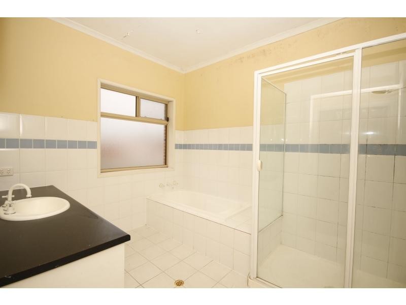 14 HAYMAN Drive, Brompton SA 5007