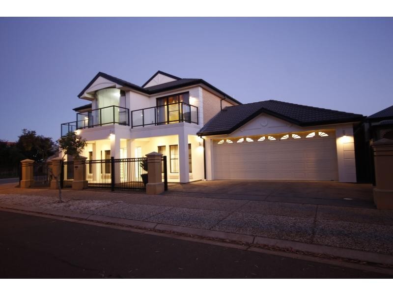 5 Flinders Court, Mawson Lakes SA 5095