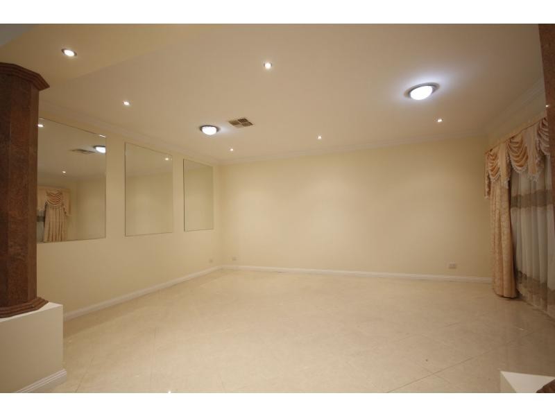 5 Flinders Court, Mawson Lakes SA 5095