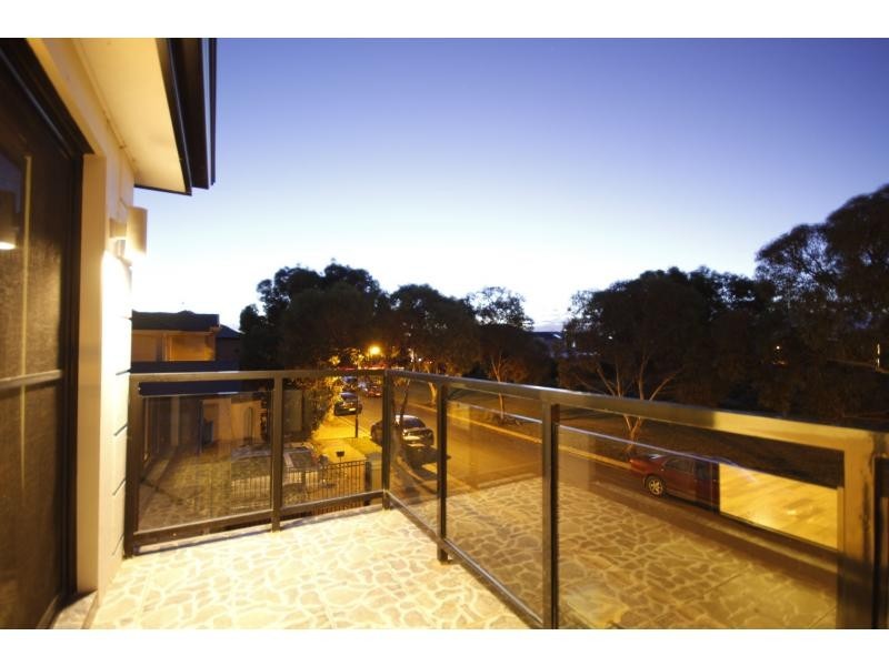 5 Flinders Court, Mawson Lakes SA 5095