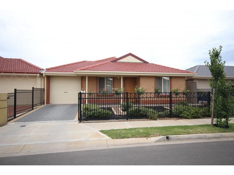 8 Moseley Street, Mansfield Park SA 5012