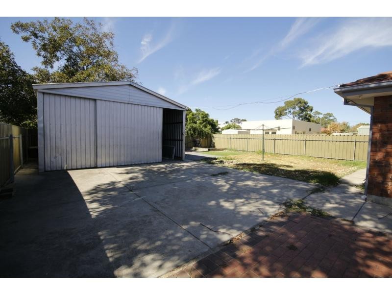 24 Gray Terrace, Rosewater SA 5013