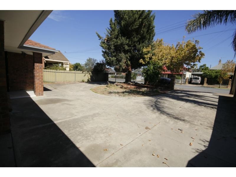 24 Gray Terrace, Rosewater SA 5013