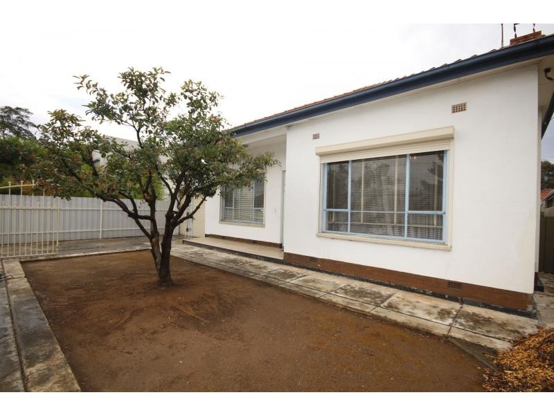 19 Hanson Road, Woodville North SA 5012