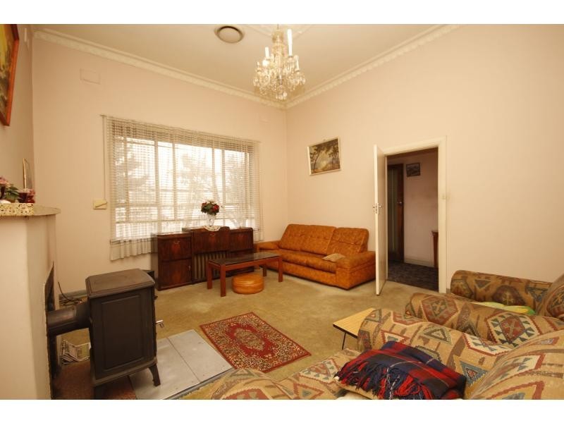 19 Hanson Road, Woodville North SA 5012