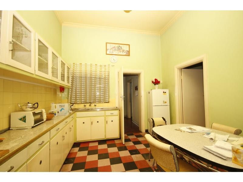 19 Hanson Road, Woodville North SA 5012