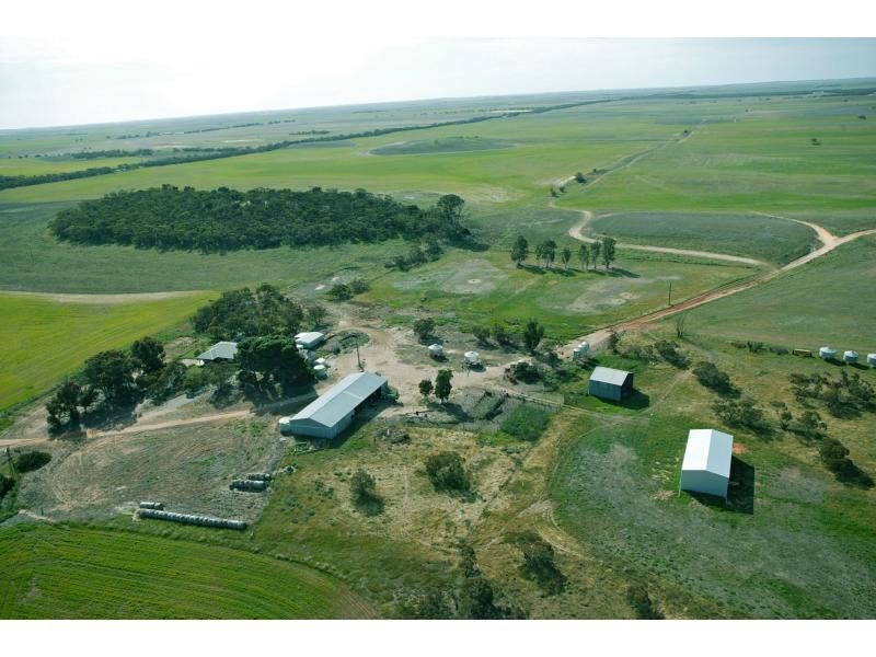 856, 1033, 1156 Parrakie North Road, Parrakie SA 5301